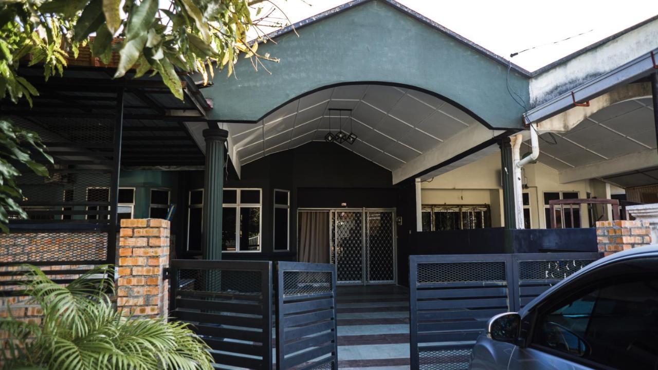Nikqi's Holiday home