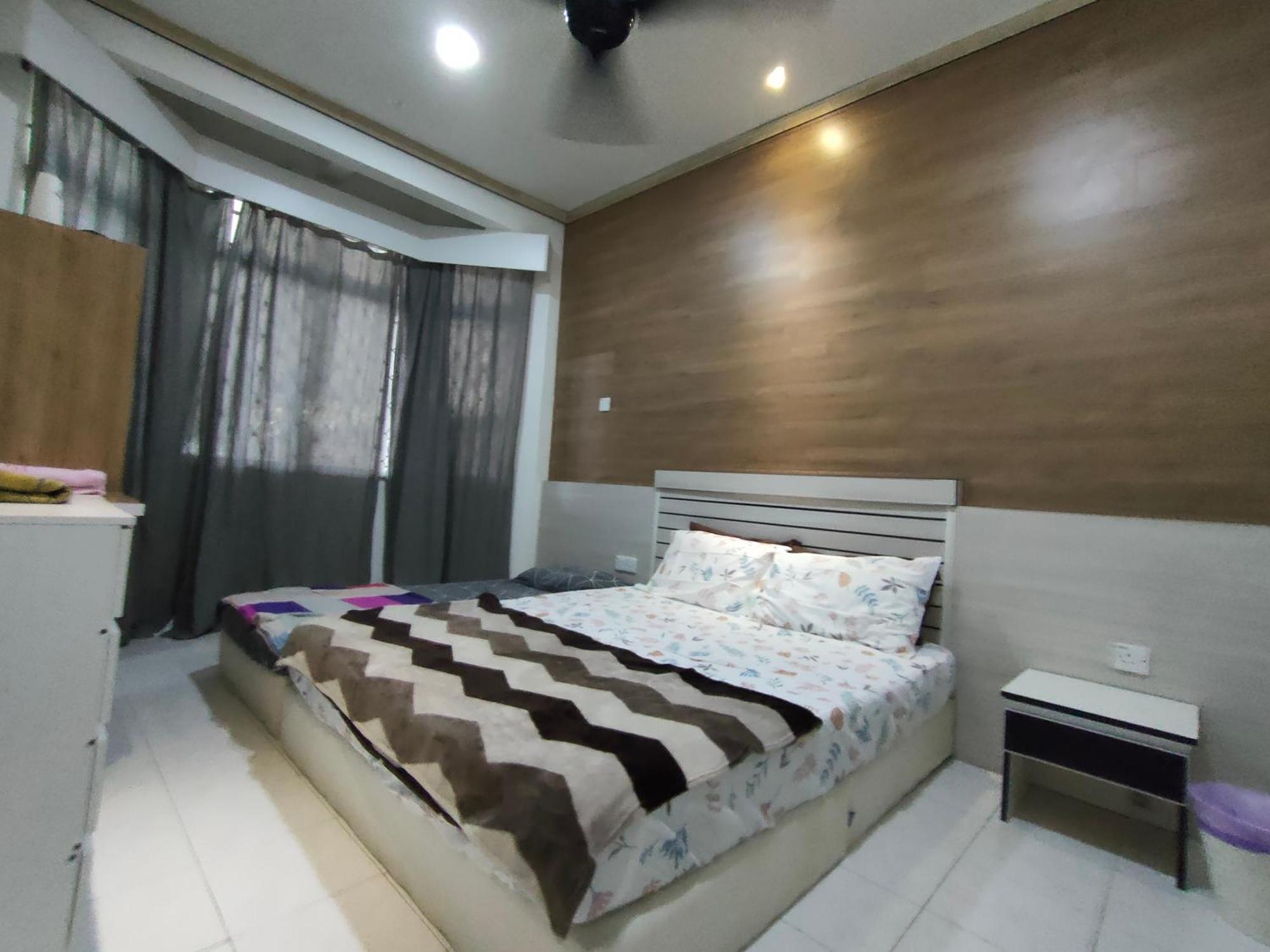 Nikqi's Holiday home *